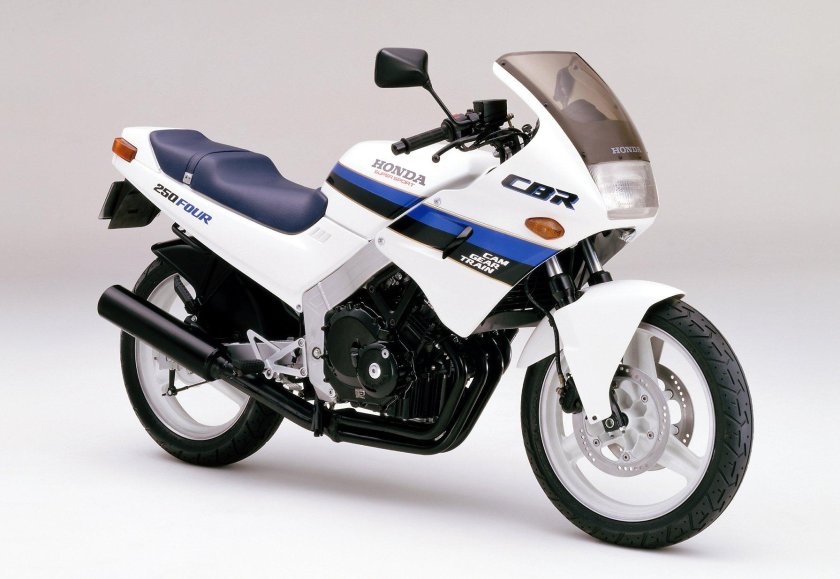 Honda cbr250f