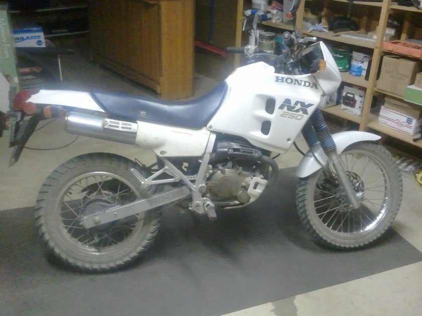Honda nx250