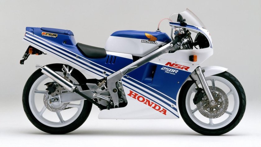 Honda nsr250r