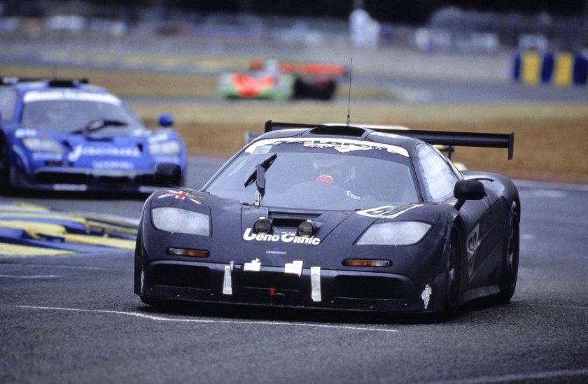 MCLAREN f1 GTR 1995