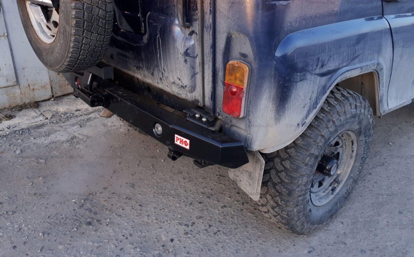 Задний бампер риф на УАЗ 469