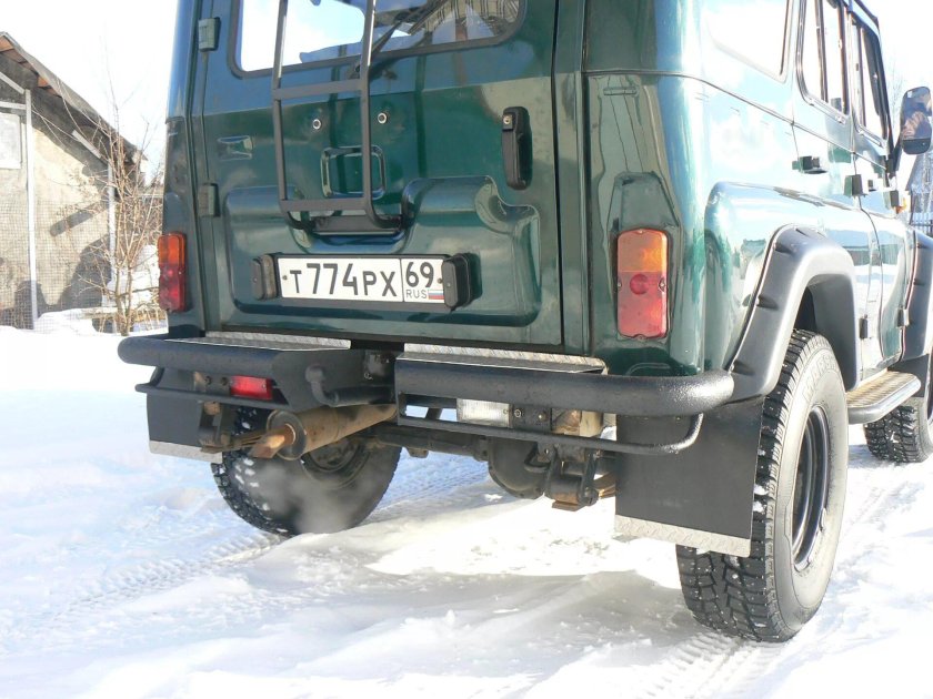 Задний бампер УАЗ 31519