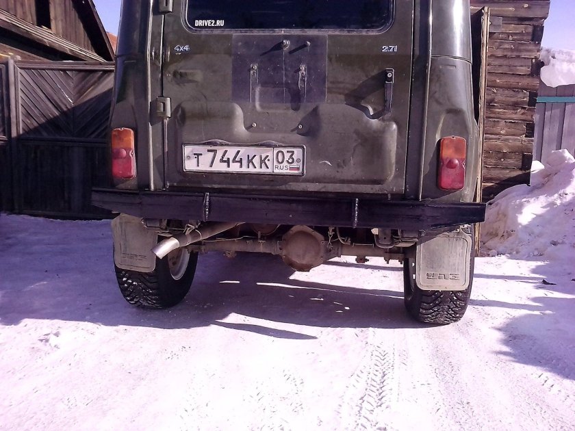 Задний силовой бампер на УАЗ 469