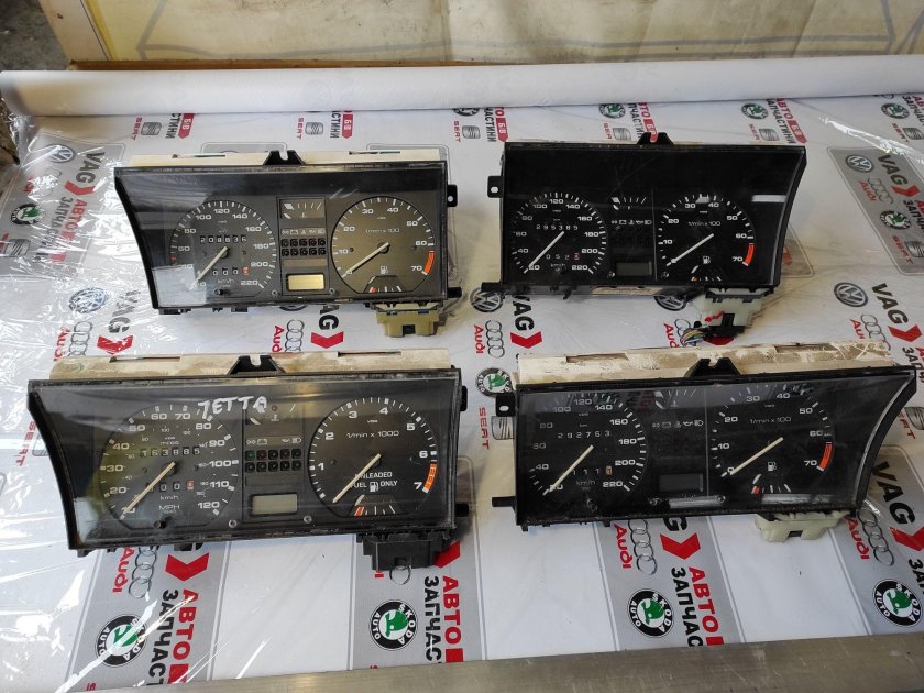 Приборная панель гольф 2