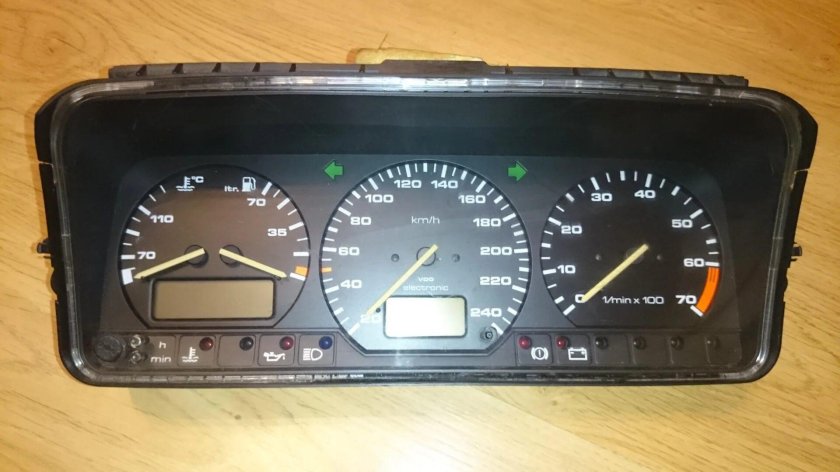 Приборка с MFA Passat b3