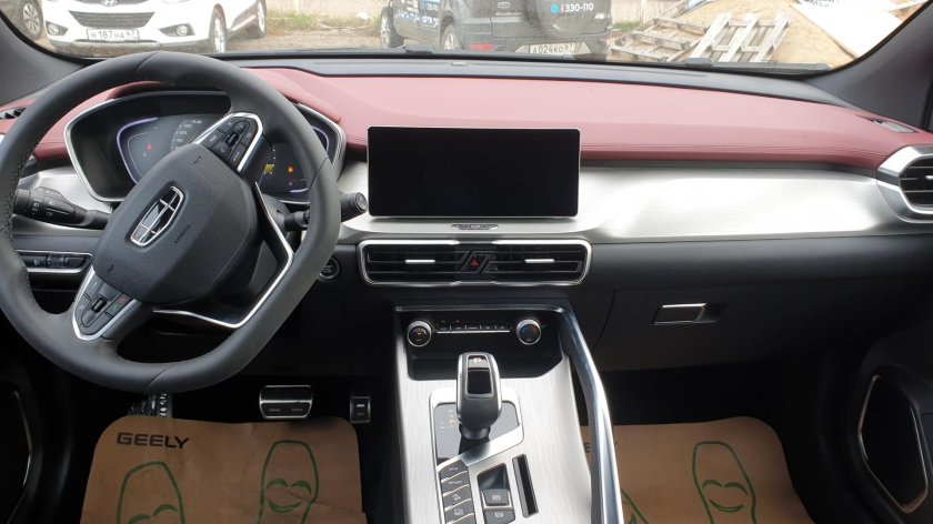 Geely Coolray 2021 комплектации