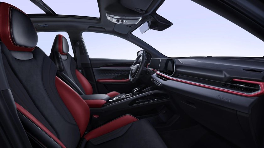 Geely Coolray 2023 салон