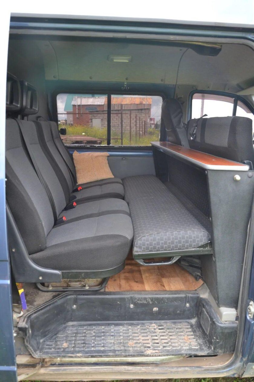 ГАЗ Соболь 2752 салон