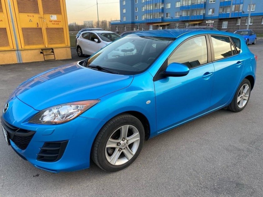 Mazda 3 BL голубая