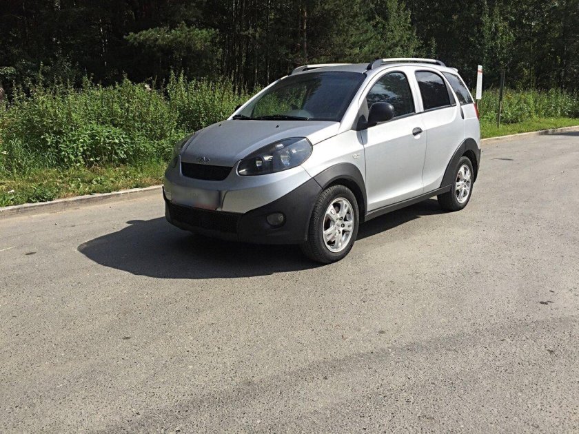 Chery indis серебристый