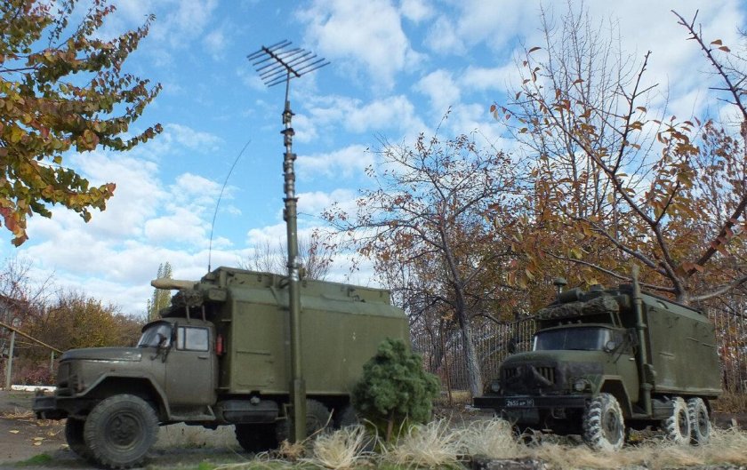 ЗИЛ 131 радиостанция р-161