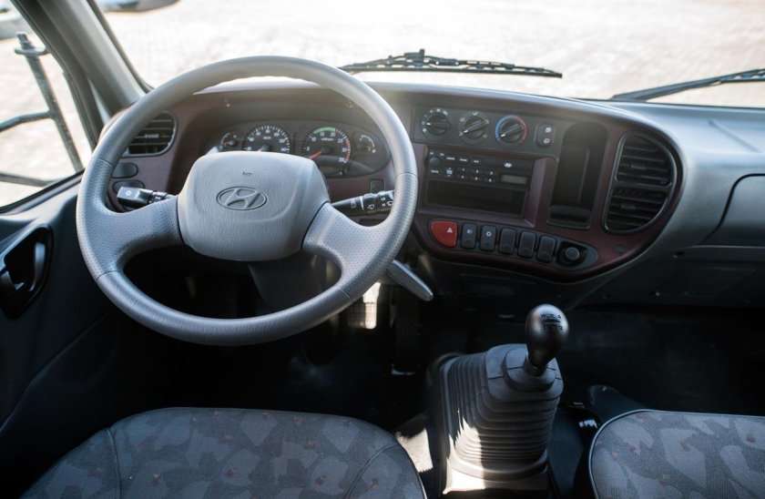 Кабина Hyundai HD 78
