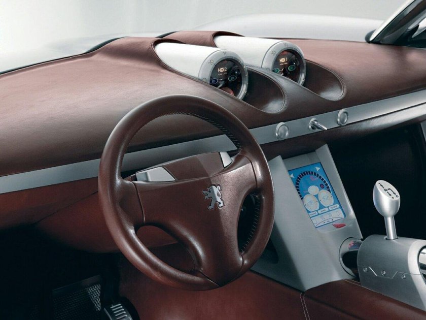 Peugeot машина коричневая