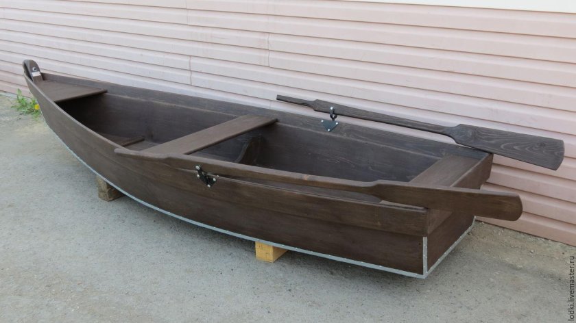 Лодка дерево