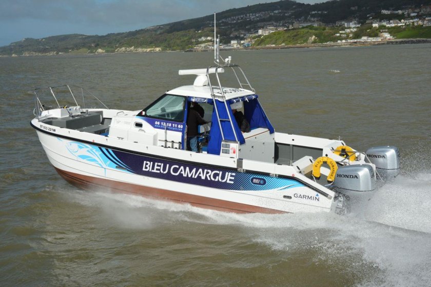 Катер катамаран