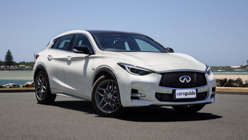 Infiniti q 30