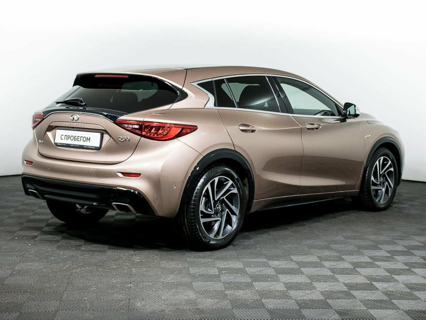 Infiniti хэтчбек q30