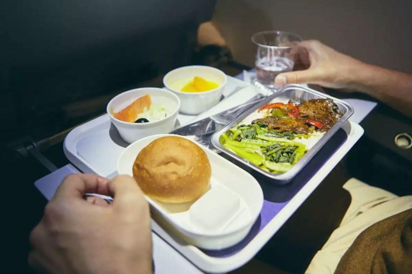 Еда в самолете Россия