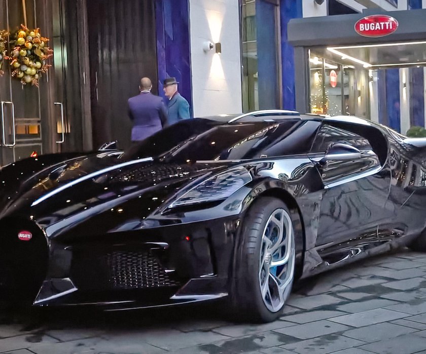 Bugatti Veyron гиперкар