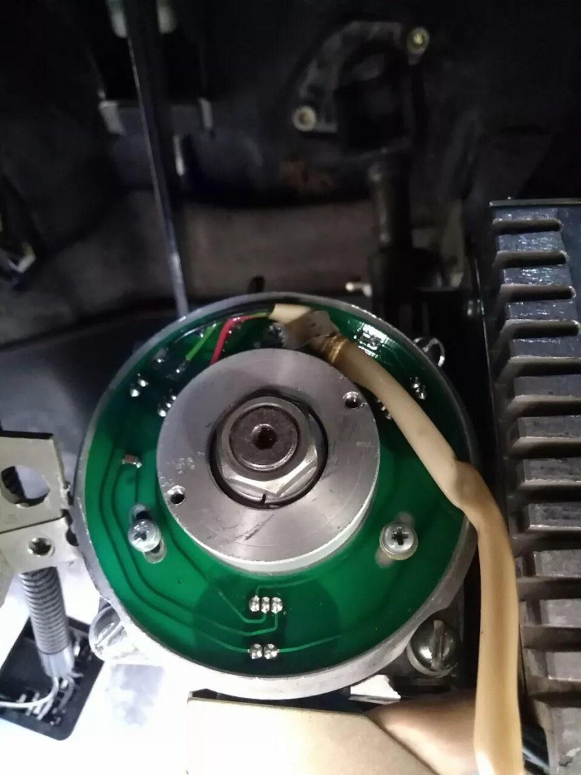 Датчик положения ротора руля 1118