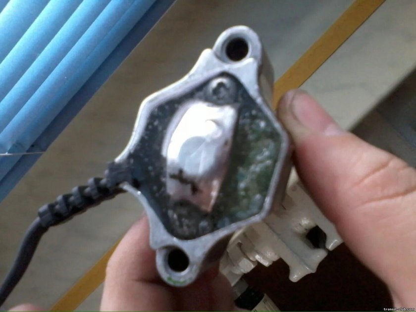 Ford Transit 2.5 td Lucas - датчик ротора