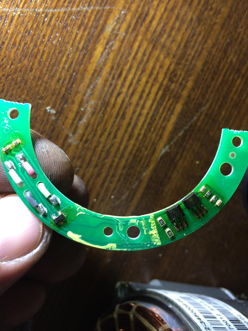 Датчик положения ротора двигателя ЭУР Приора