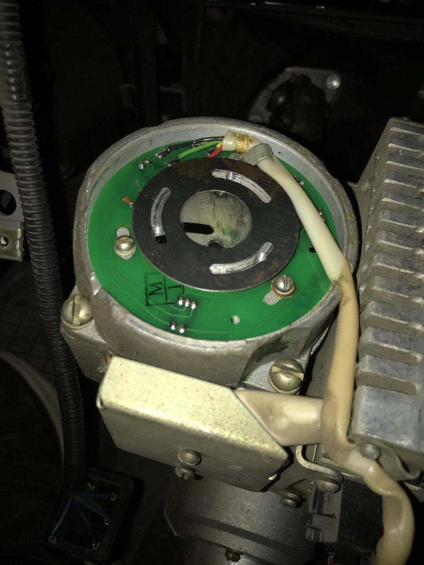 Переходная пластина под ЭУР Лада Калина