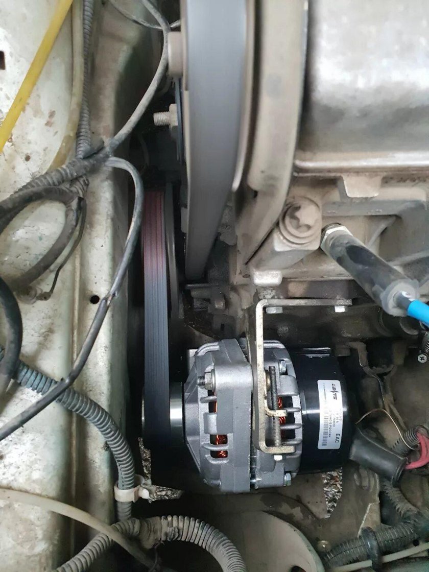 Генератор ВАЗ 2114 8 клапанов