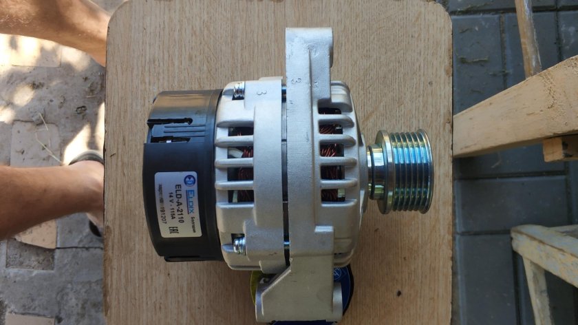 Генератор ВАЗ 2113