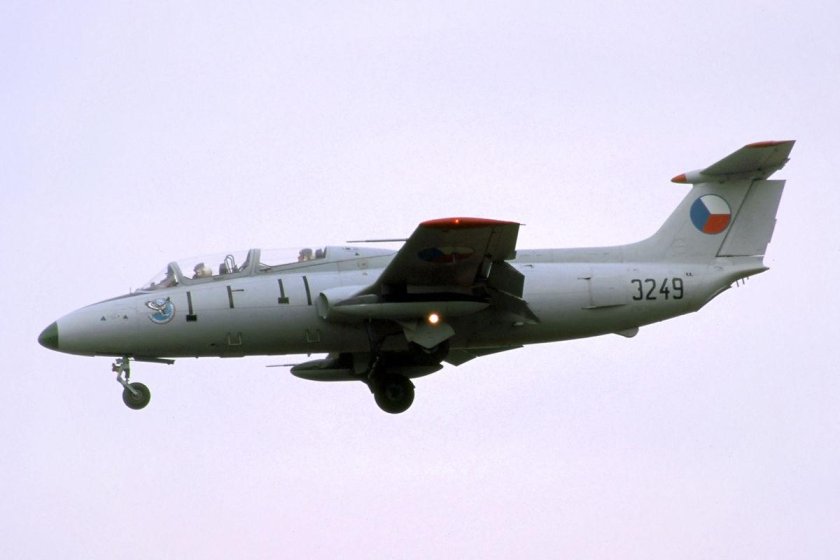 Aero l-29 Delfin