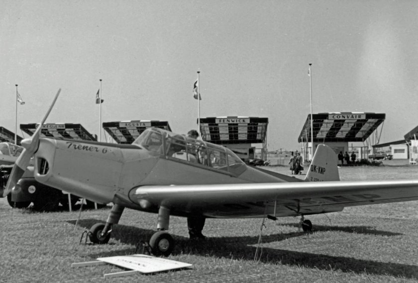 Zlin z-326