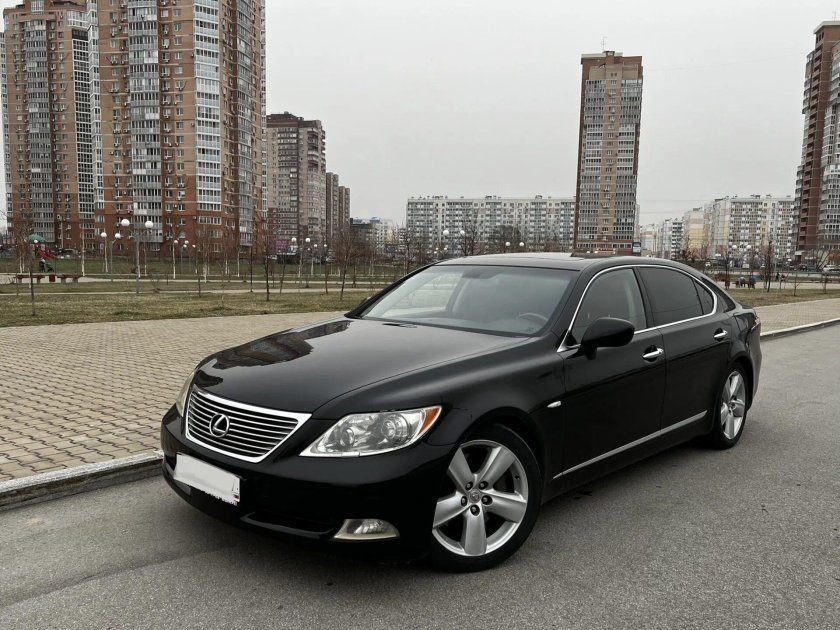 Лексус 460 л