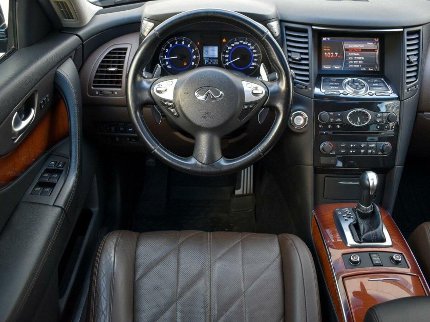Infiniti fx37 салон