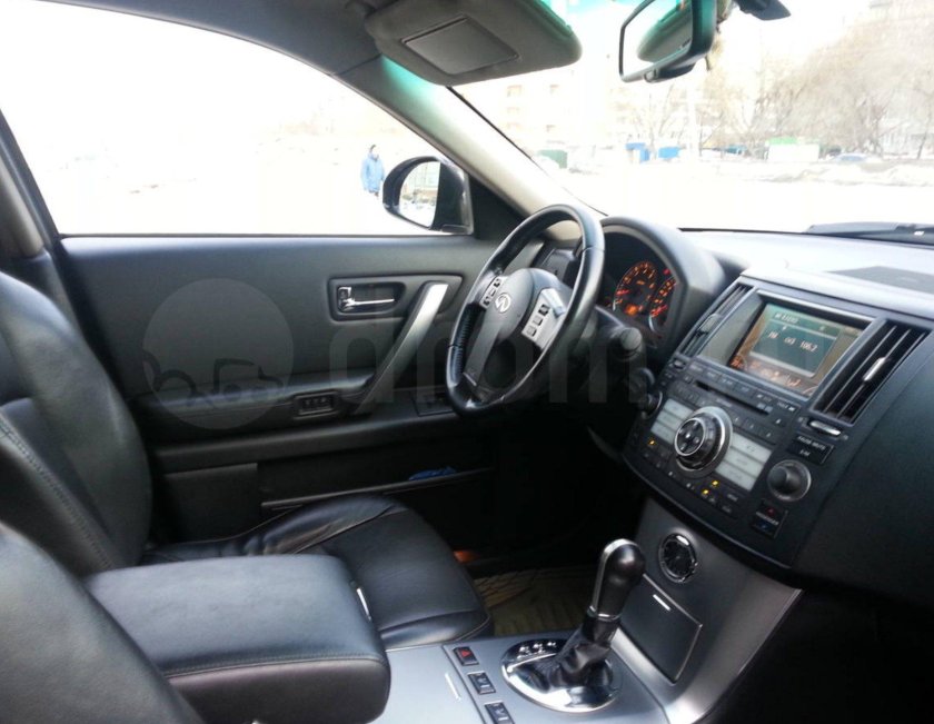 Инфинити fx35 2008 салон