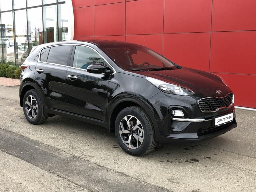 Kia Sportage 2021 черный
