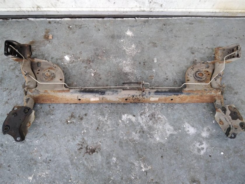 Задней балки Audi a4 b5