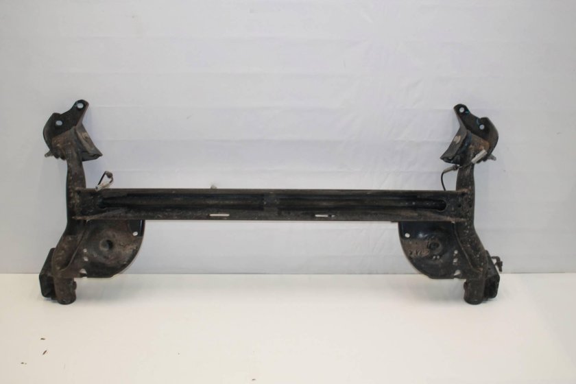 Балка задняя для