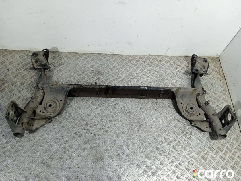 Балка Рено Логан