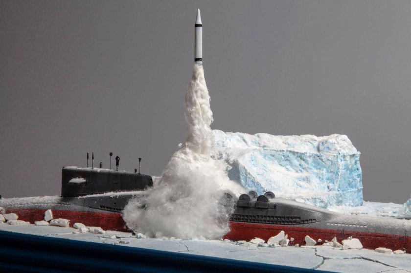 Подводная лодка 667бдрм во льдах