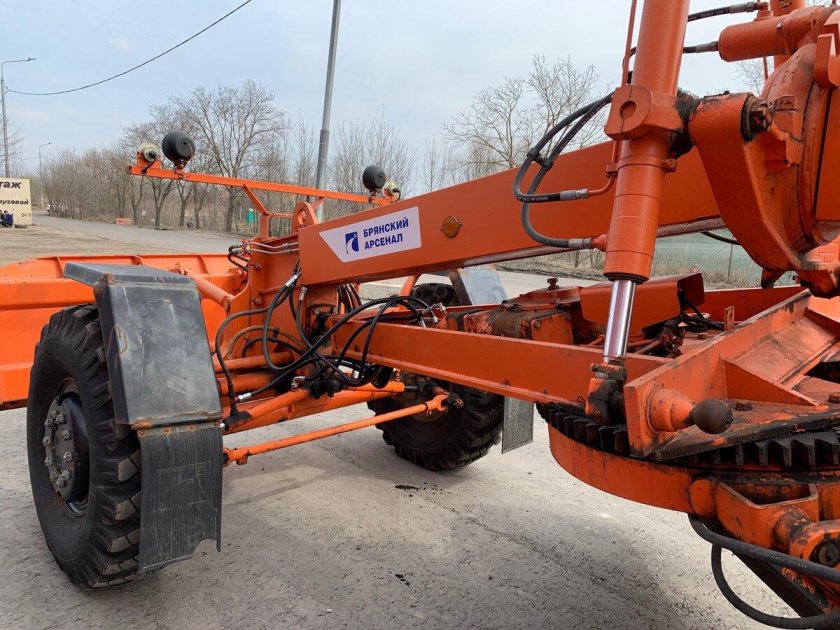 Автогрейдер гс 14 02