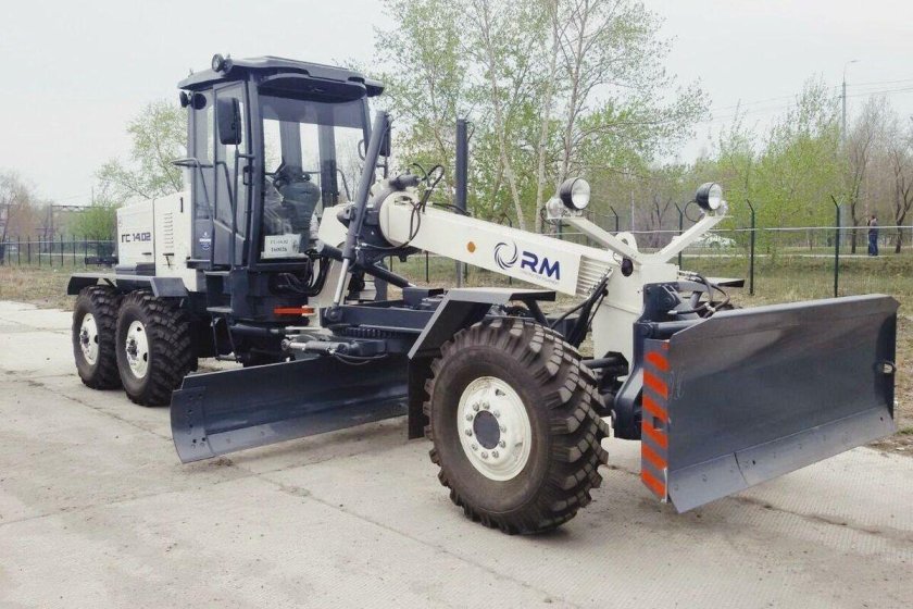 Грейдер ГС 14.02