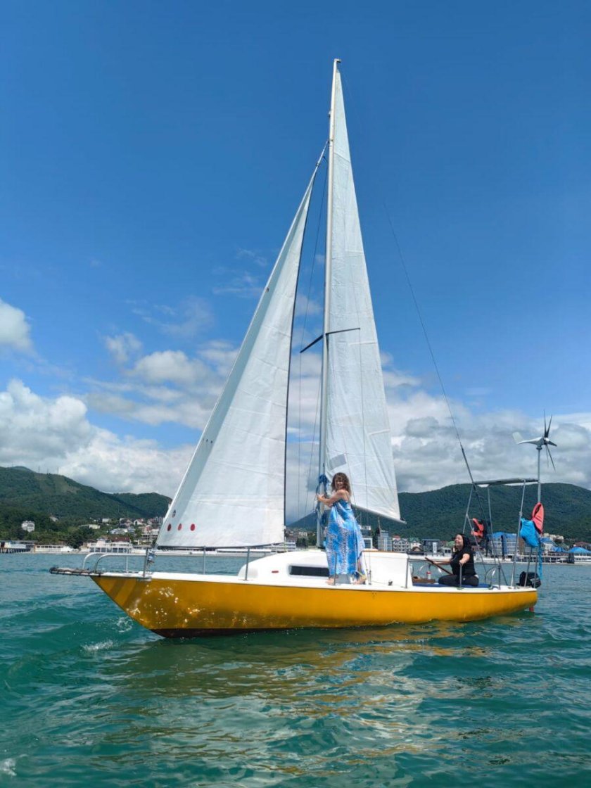 Яхта аксиния лазаревское