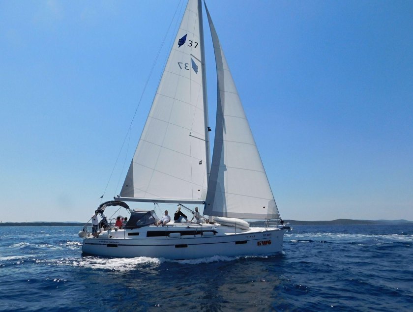 Bavaria 37 Cruiser