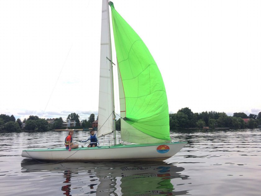 Парусная яхта Солинг