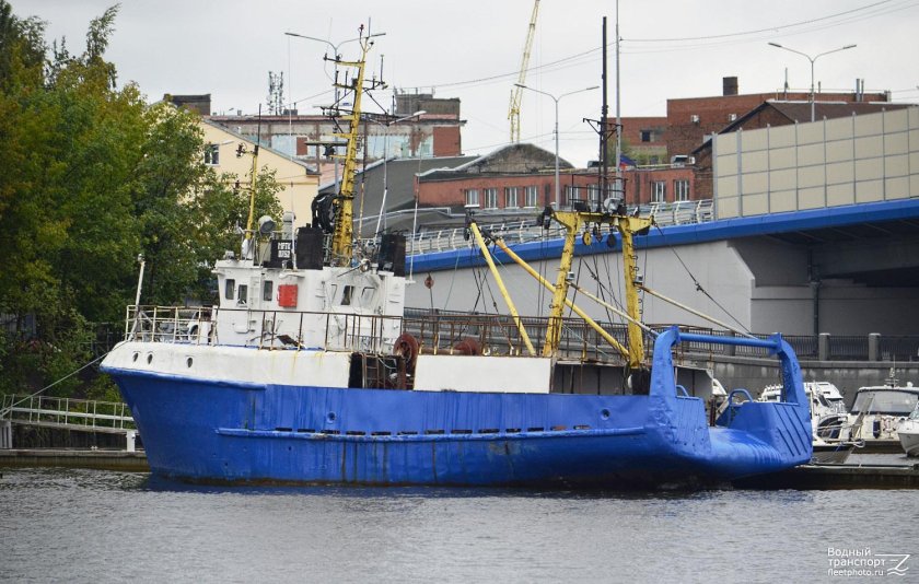 Рыболовецкий траулер МРТК