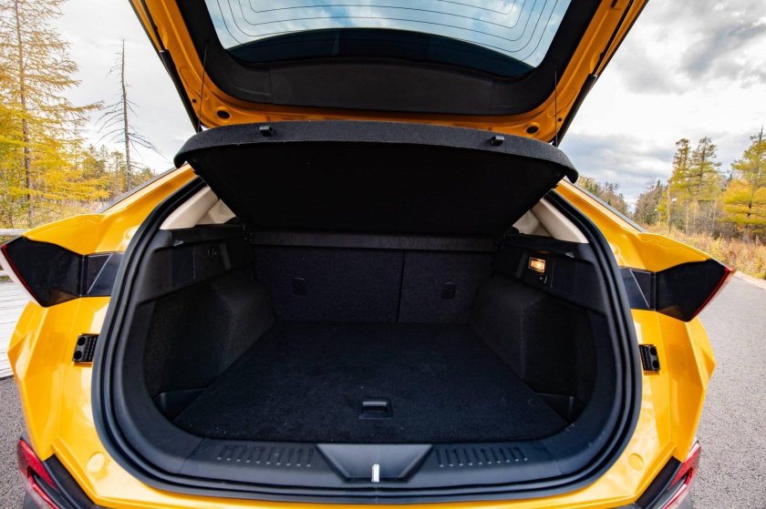 FAW Bestune t77 багажник