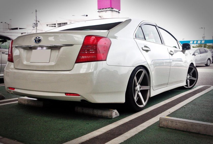 Toyota Sai диски