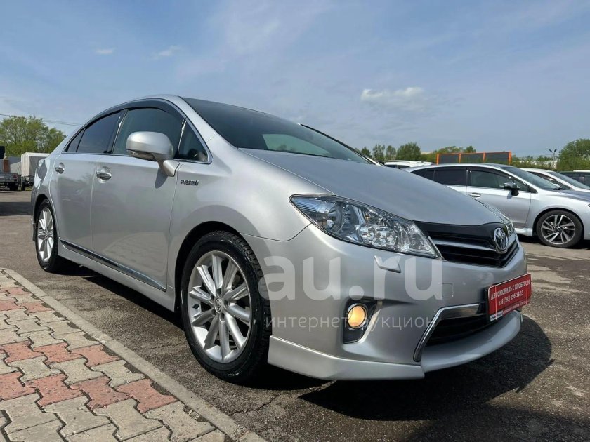 Тойота Sai гибрид