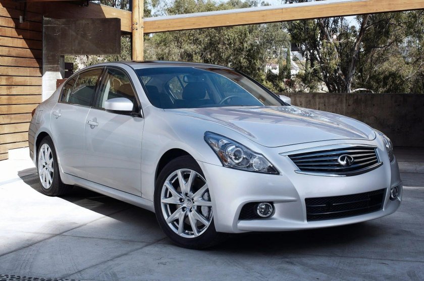 Infiniti g37 sedan
