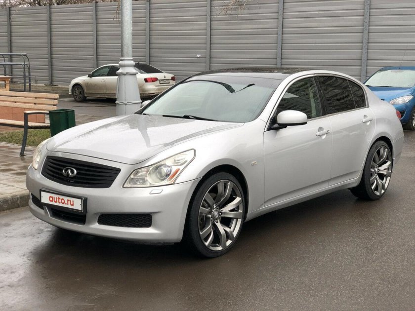 Infiniti g35 2008